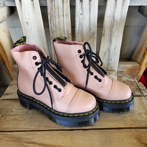 Dr. Martens Sinclair Milled Nappa Peach Beige Size 7